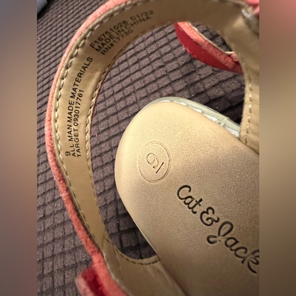 CAT & JACK RED GLADIATOR SANDAL GRLS SZE 9 - Picture 9 of 9